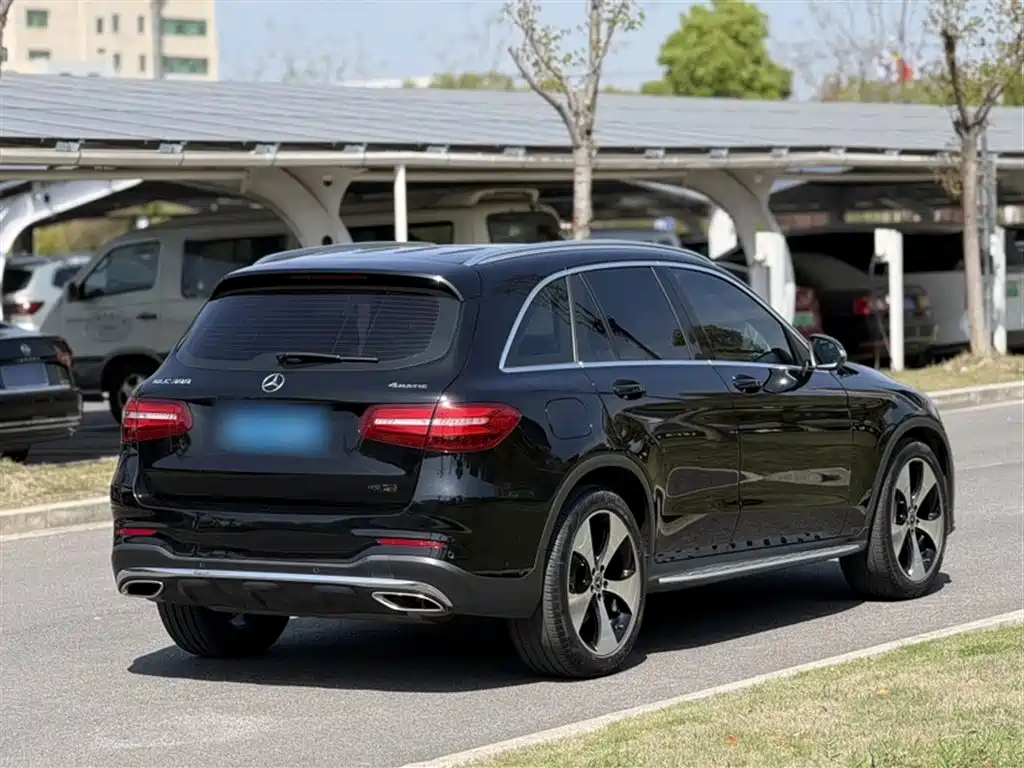 Mercedes-Benz GLC 2018 GLC 300 4MATIC Dynamic фото 8