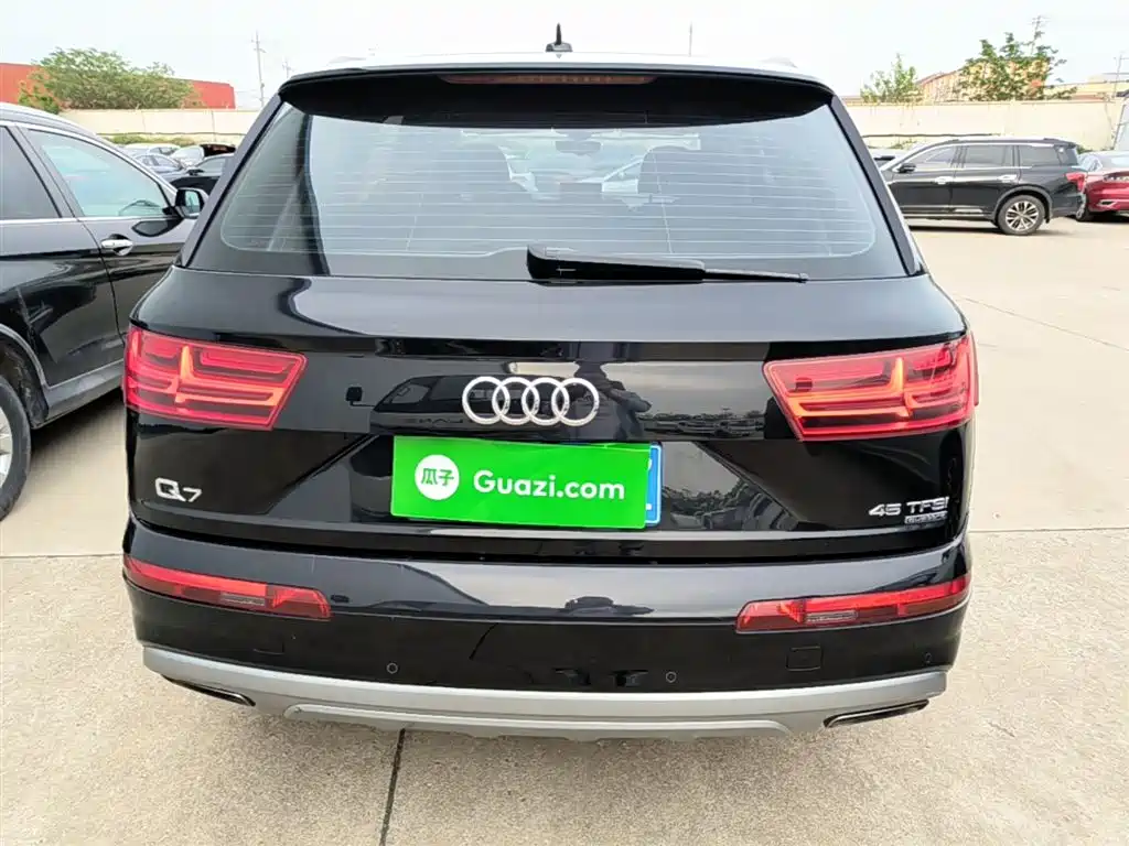 Audi Q7 2019 45 TFSI Comfort фото 6