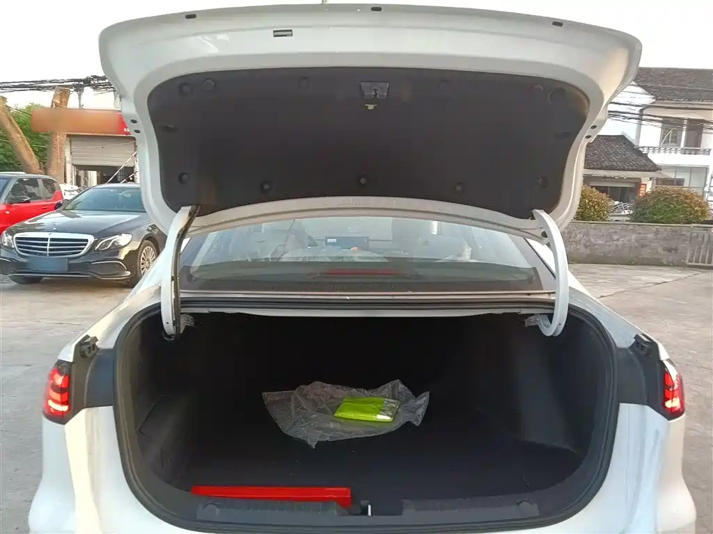 Geely Galaxy Galaxy Stellar 6 2025 125km Long Voyage Edition фото 19
