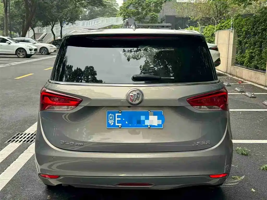 Buick GL6 2018 18T 6-Seater Premium фото 5
