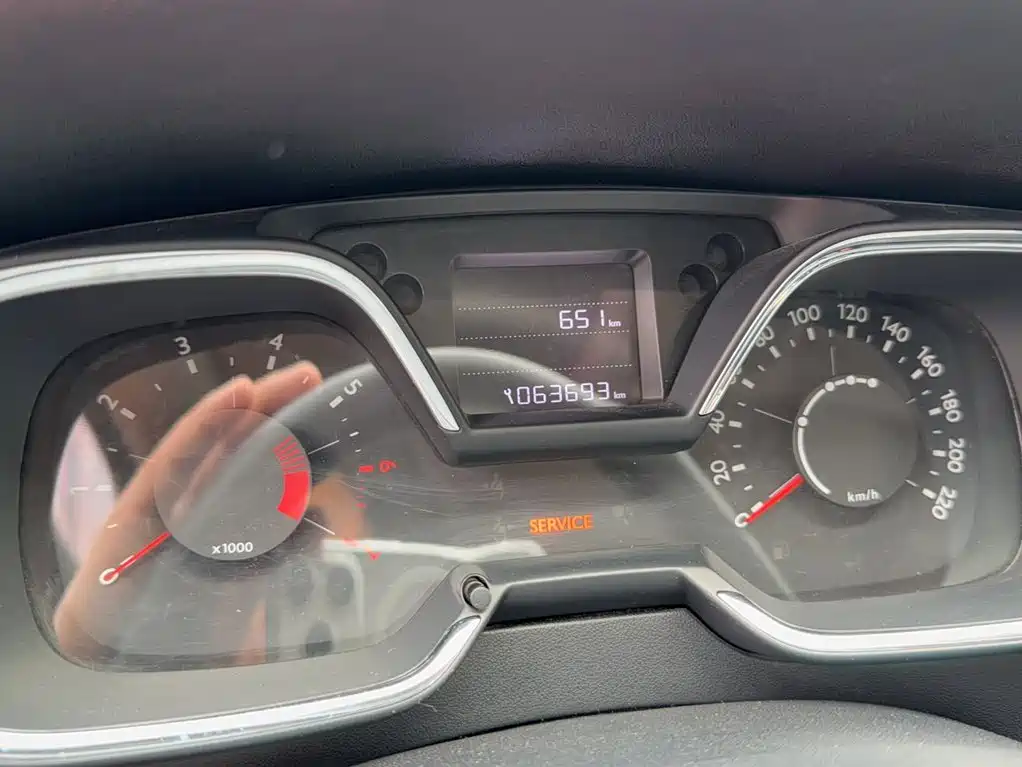 Фото 5 - Citroën C4 C-Quatre