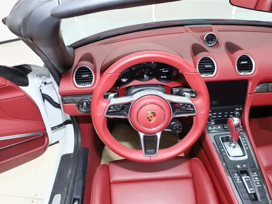 Porsche 718 2022 Boxster 2.0T фото 6