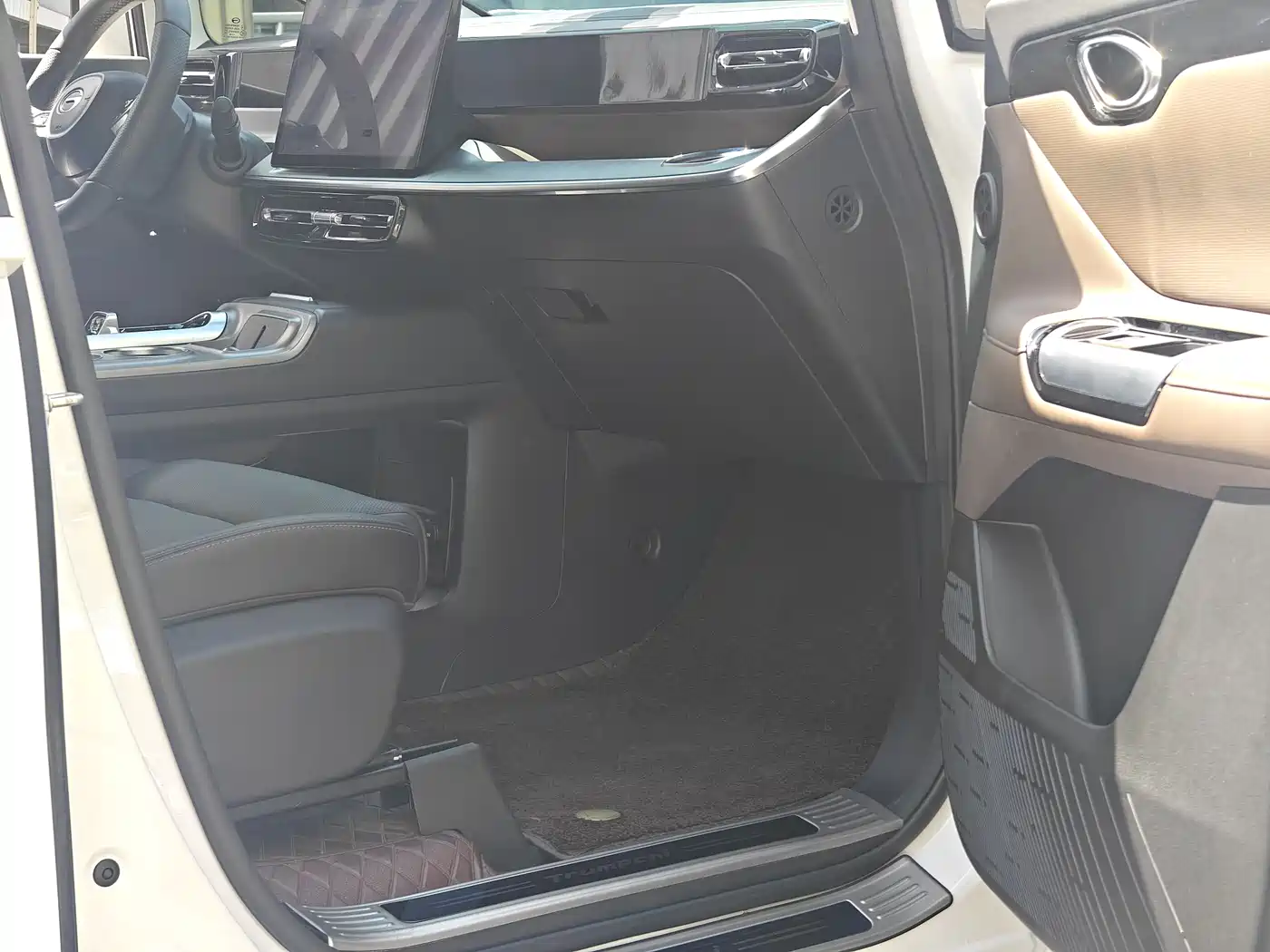 GAC TRUMPCHI E8 NEW ENERGY