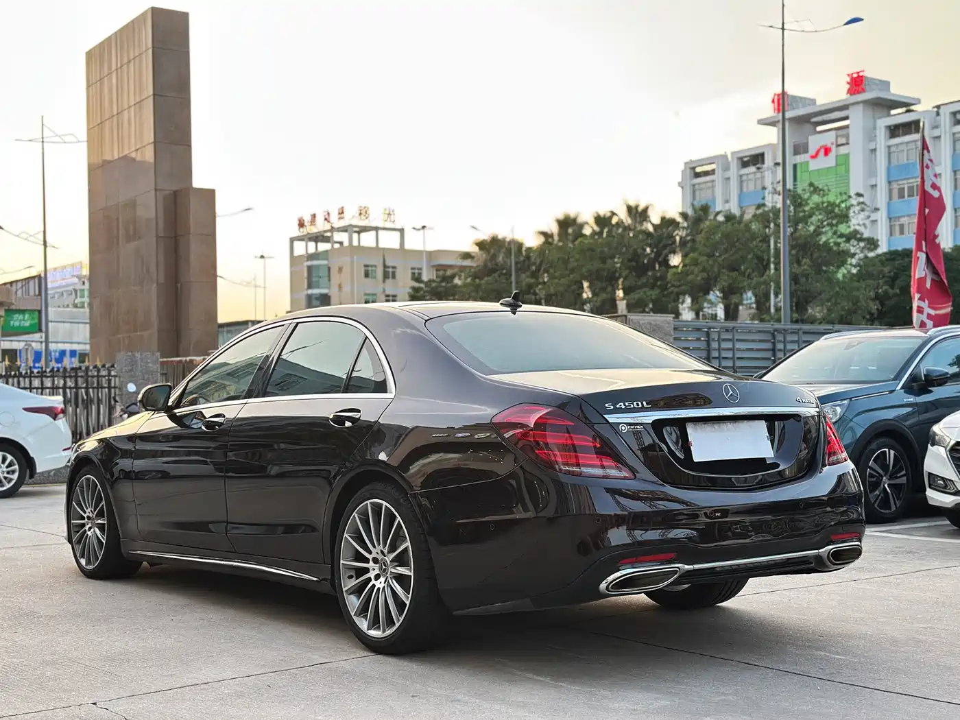 Mercedes-Benz S-Class 2019 S 450 L 4MATIC Ultimate Edition фото 4