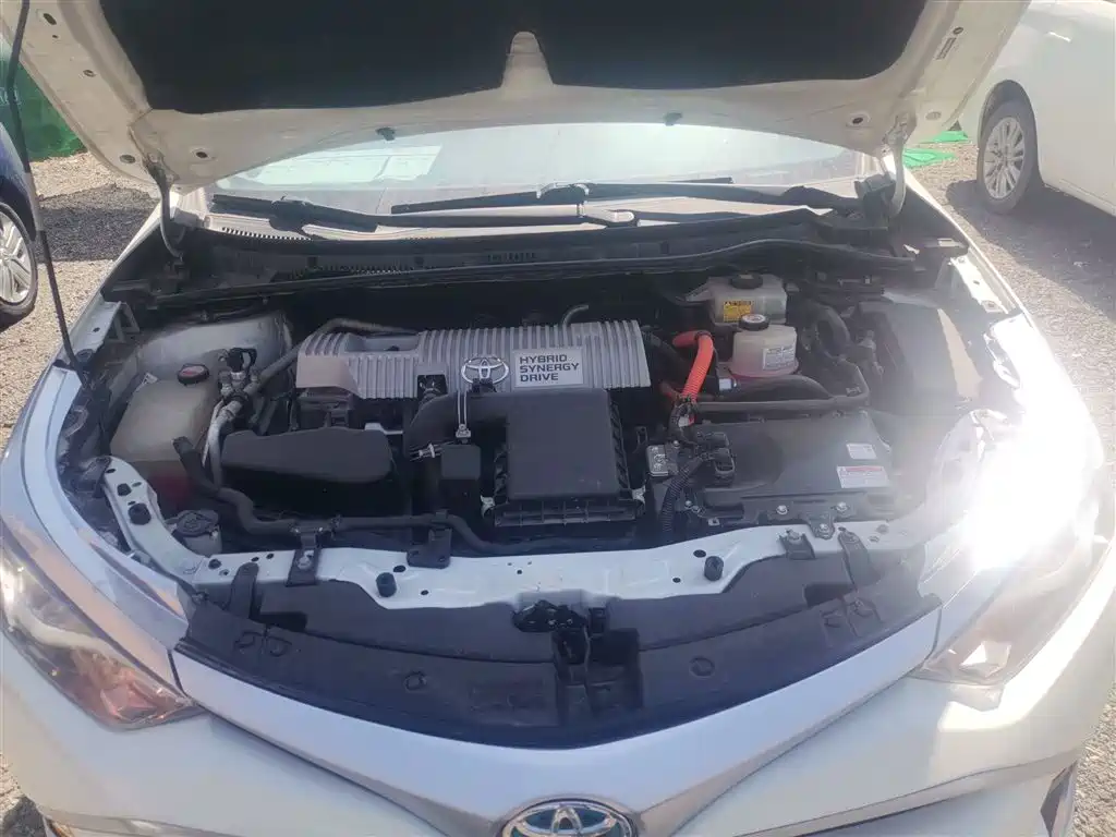 Toyota Levin 2017 Facelift Hybrid 1.8H GS E-CVT Elite Sunroof Edition China V фото 20