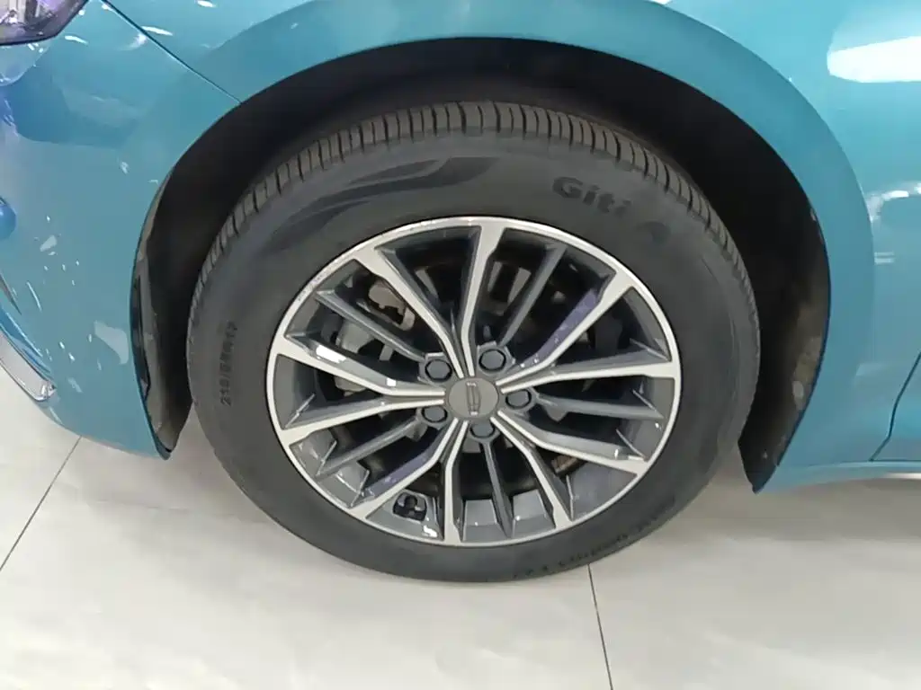 Geely Preface 2021 2021 2.0TD Luxury
