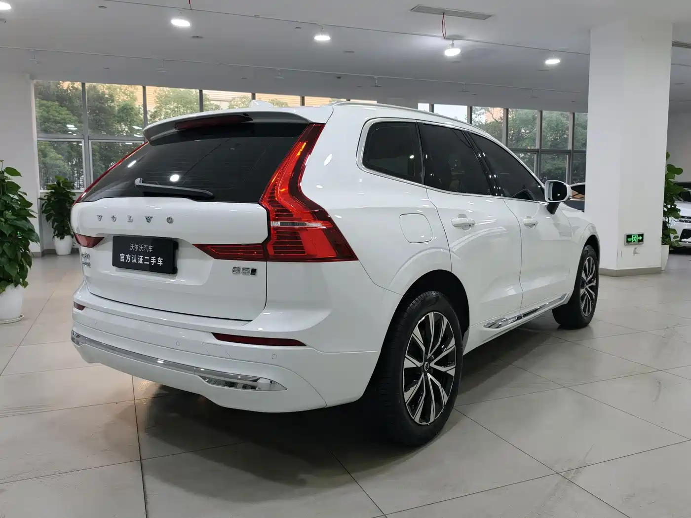 Фото 6 - Volvo XC60