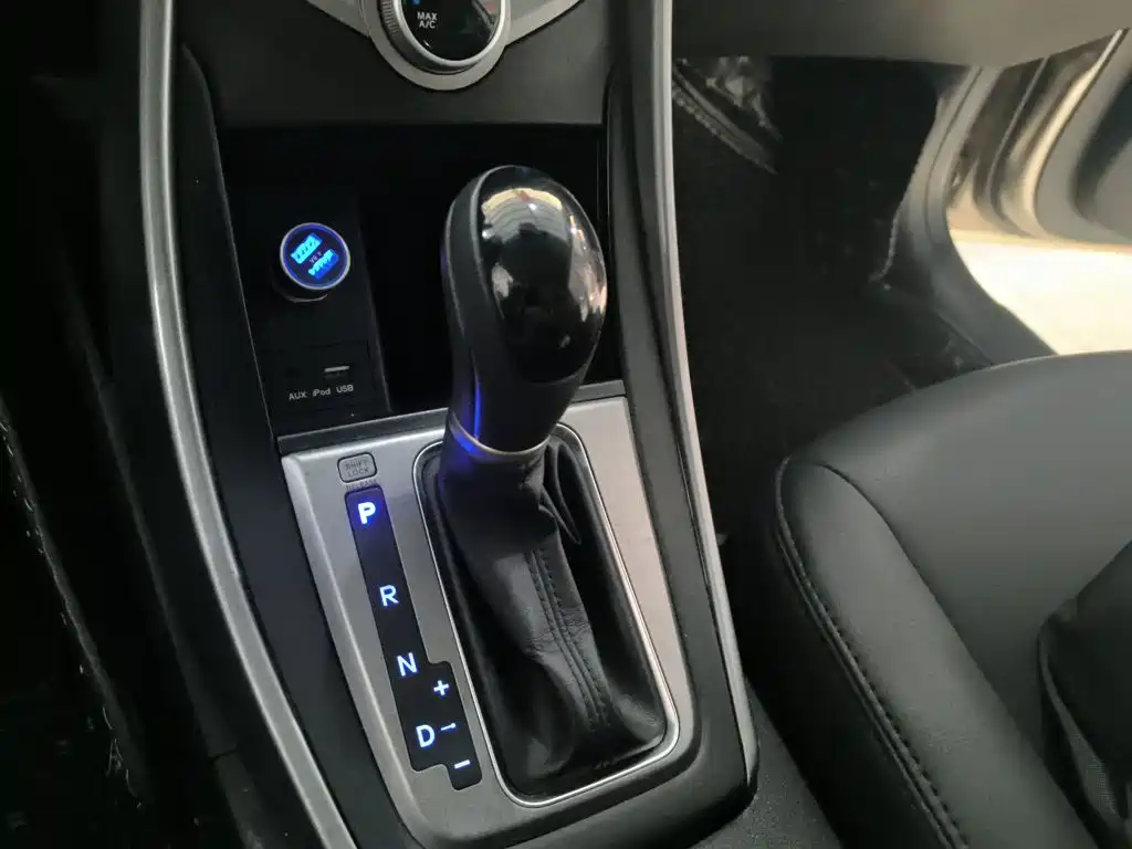 Hyundai Langdong 2017 2016 1.6L Automatic Smart Edition