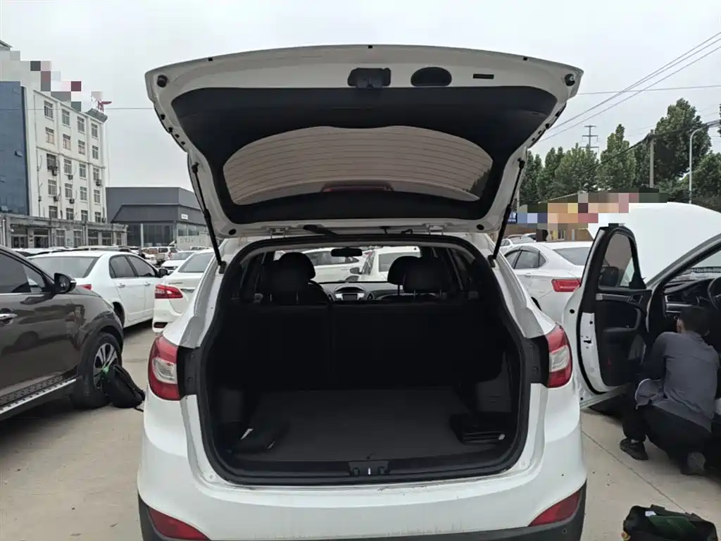 Hyundai Beijing Hyundai ix35 2015 2.0L Automatic 2WD Smart China V фото 19