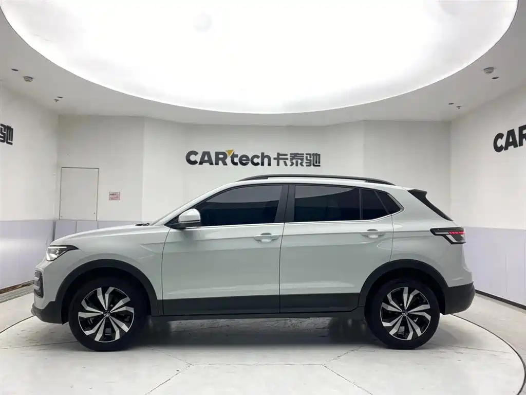 VOLKSWAGEN TUYUE