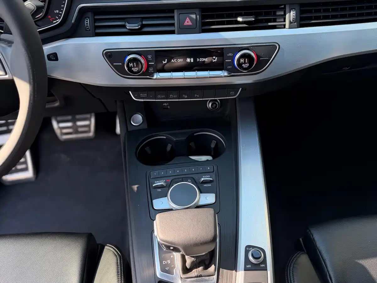Audi A4L 2019 40 TFSI Fashion (China VI) фото 14