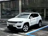 Фото 2 - Jeep Compass