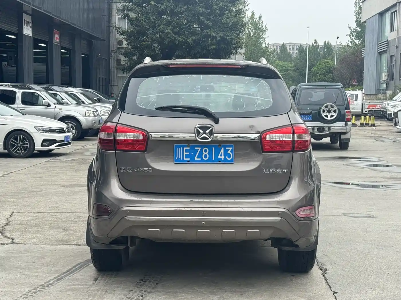 Jiangling Yusheng S350 2015 2013 2.4T Automatic 2WD Diesel Premium Luxury 5-seater