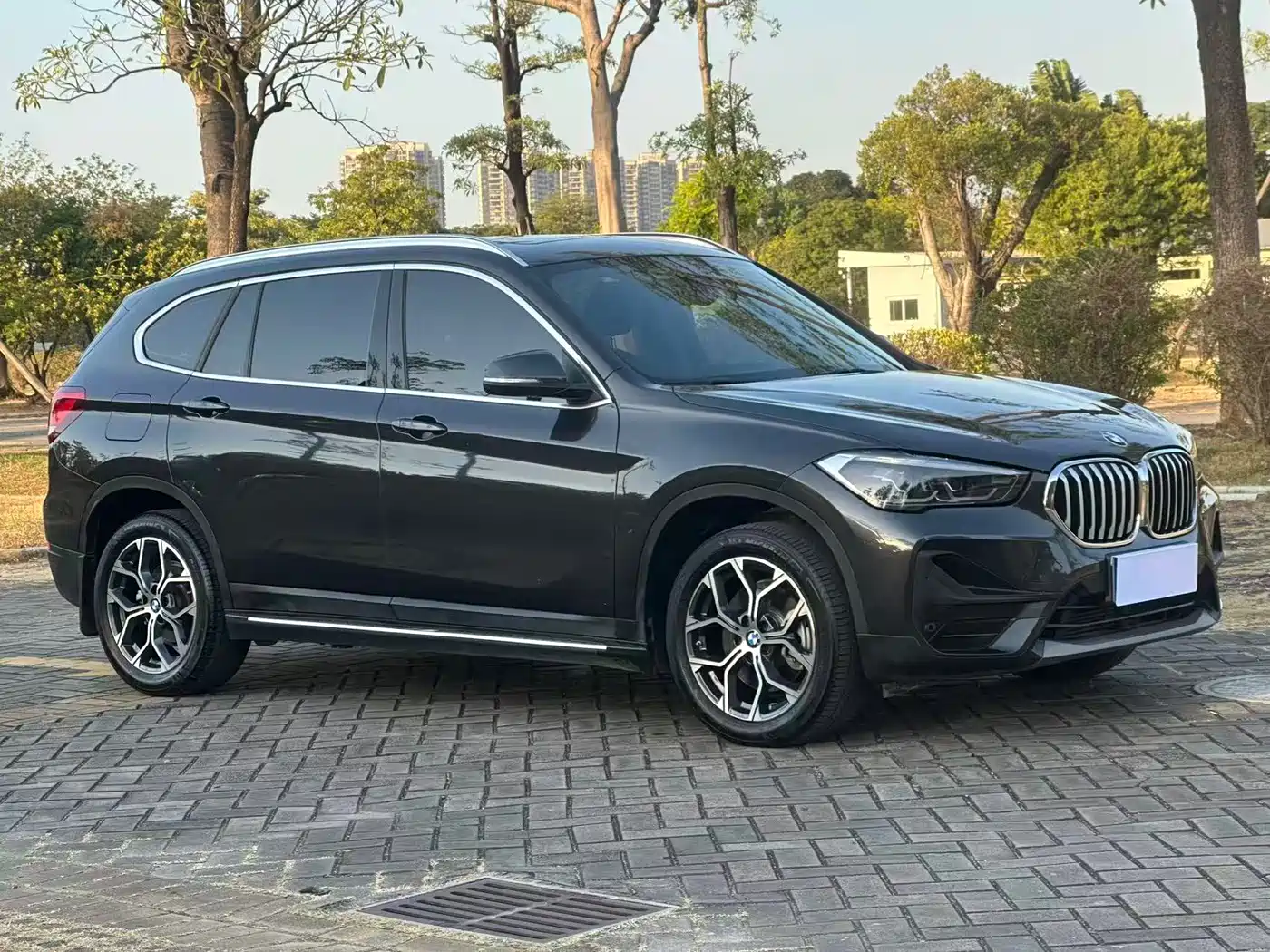 BMW X1 2022 sDrive25Li Leading фото 3