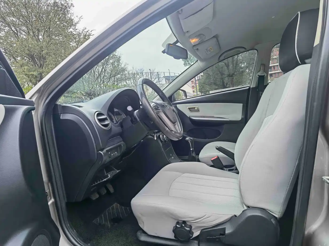Haima Familia 2014 2014 Sedan 1.6L Manual Champion Edition