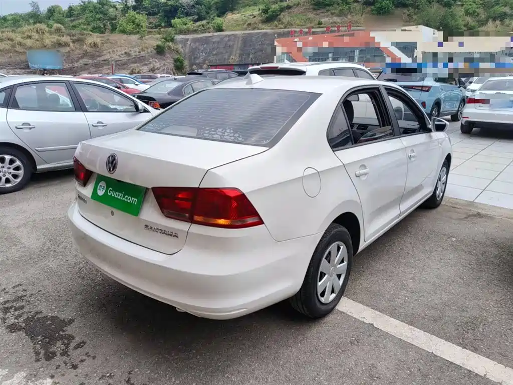 Volkswagen Santana 2015 1.4L Manual Trend Edition фото 7