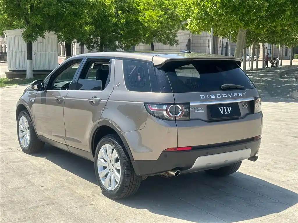 Land Rover Discovery Sport (Import) 2015 2.0T HSE Luxury фото 5