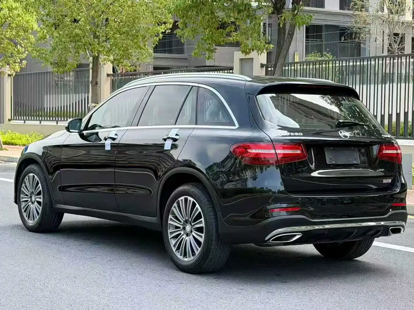 Mercedes-Benz GLC 2017 GLC 260 4MATIC Dynamic фото 7