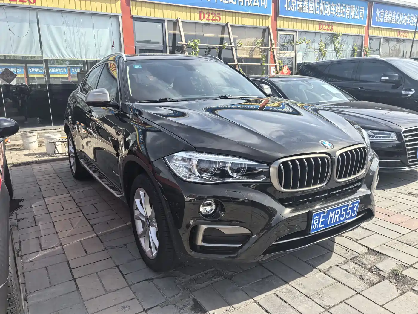 BMW X6 2015 xDrive28i фото 2