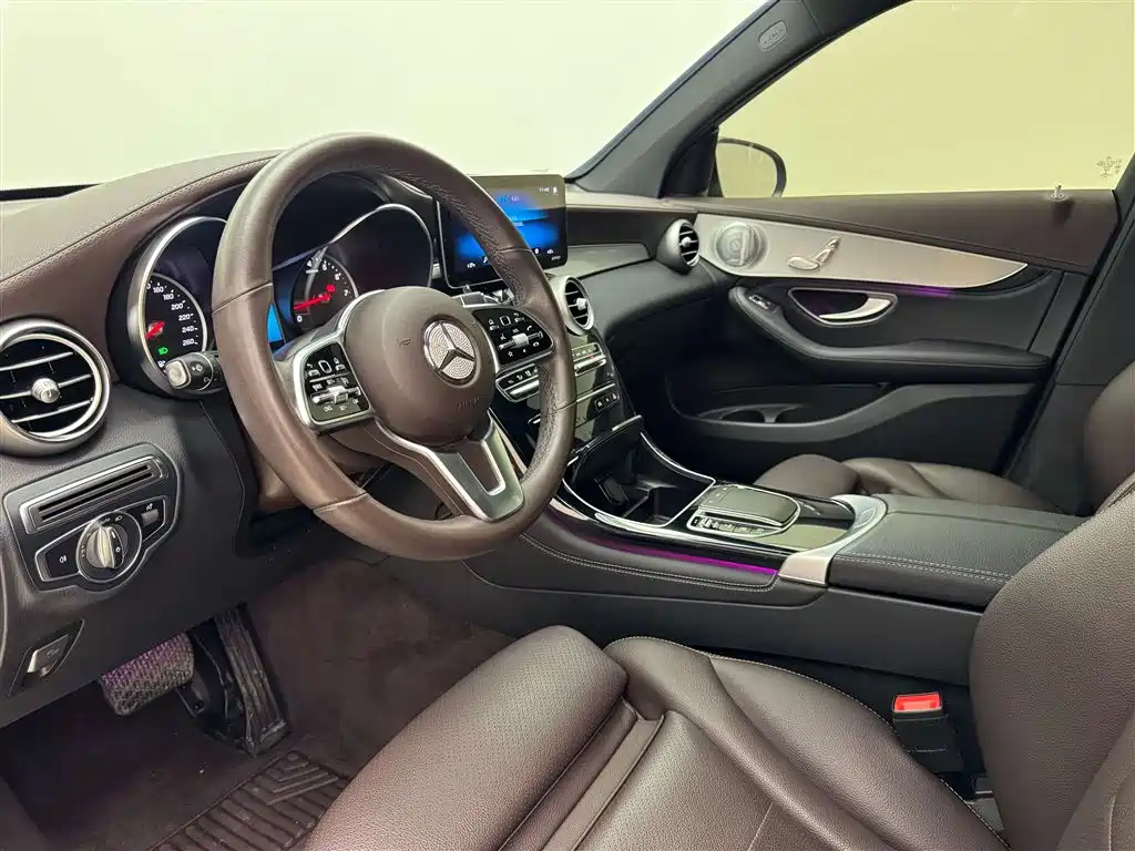 Mercedes-Benz GLC 2020 GLC 260 L 4MATIC Dynamic фото 5