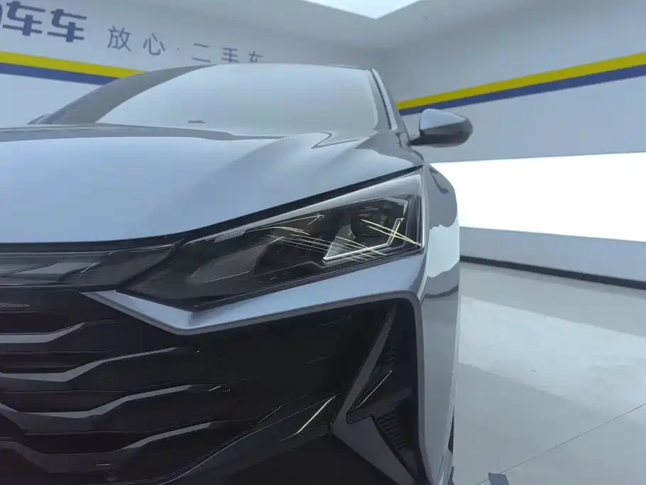 Dongfeng Aeolus Yixuan 2025 2025 1.5L Auto Luxury