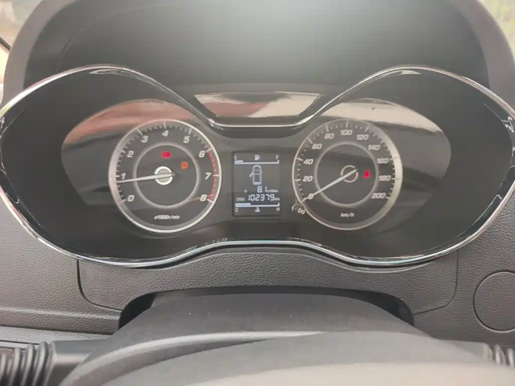 Baojun 560 2015 2015 1.8L Manual Comfort
