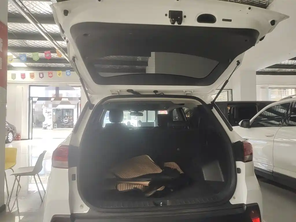 Hyundai Beijing Hyundai ix35 2019 2.0L Automatic 2WD Zhiyong·Enjoy China V фото 19