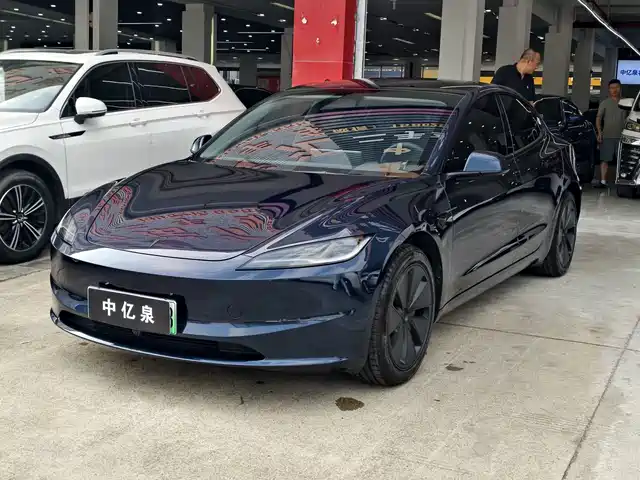 Tesla Model 3 2026