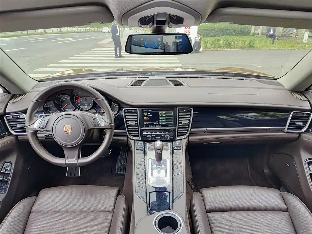 Porsche Panamera 2014 Panamera 3.0T фото 10