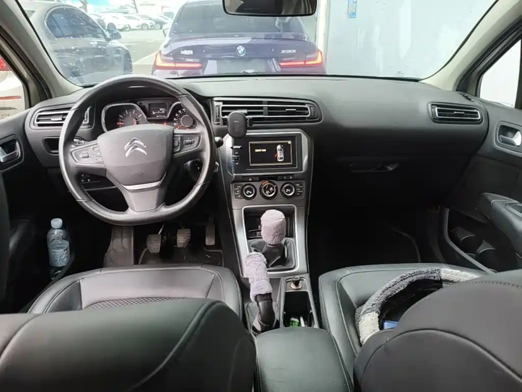 Фото 10 - Citroën C4 C-Quatre