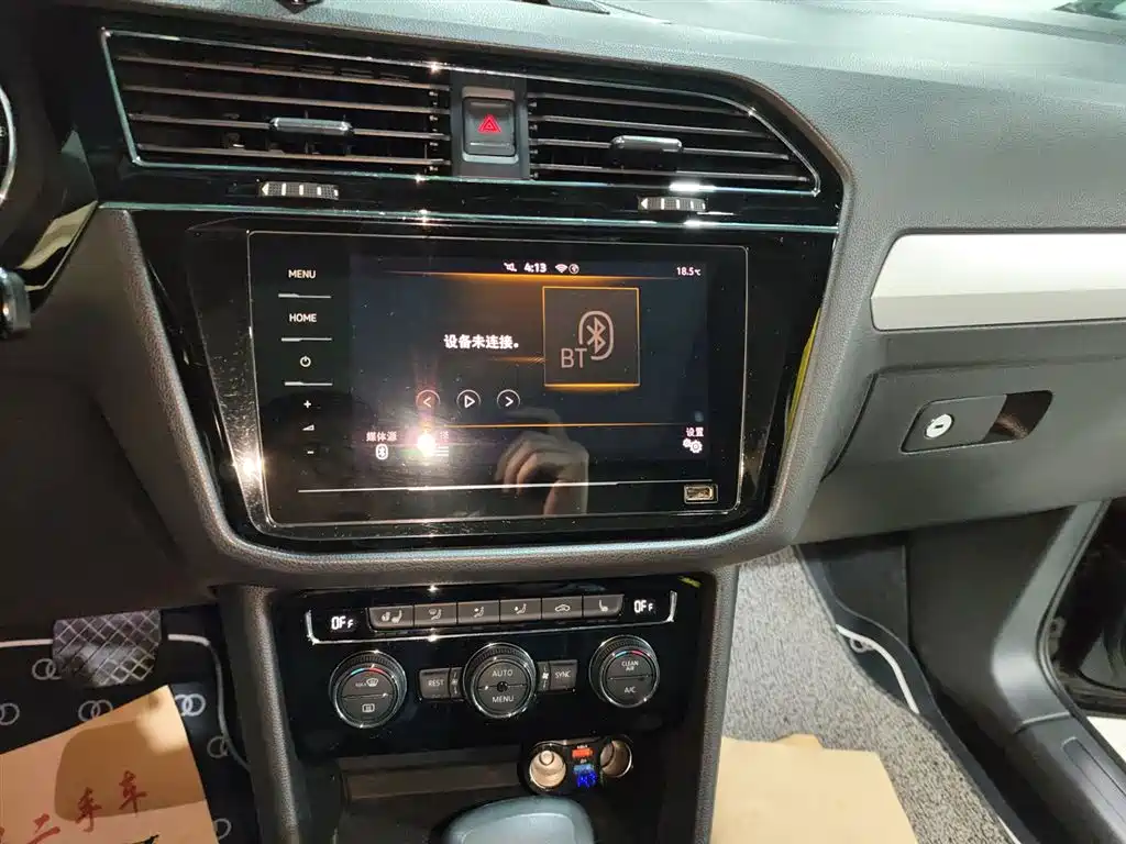 Volkswagen Tiguan L 2019 Facelift 330TSI Auto 2WD Smart Luxury China VI фото 13