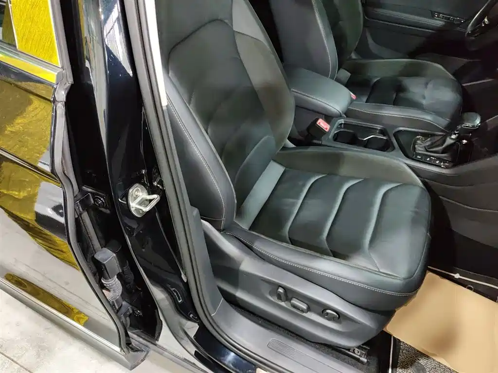 Volkswagen Tiguan L 2019 Facelift 330TSI Auto 2WD Smart Luxury China VI фото 25