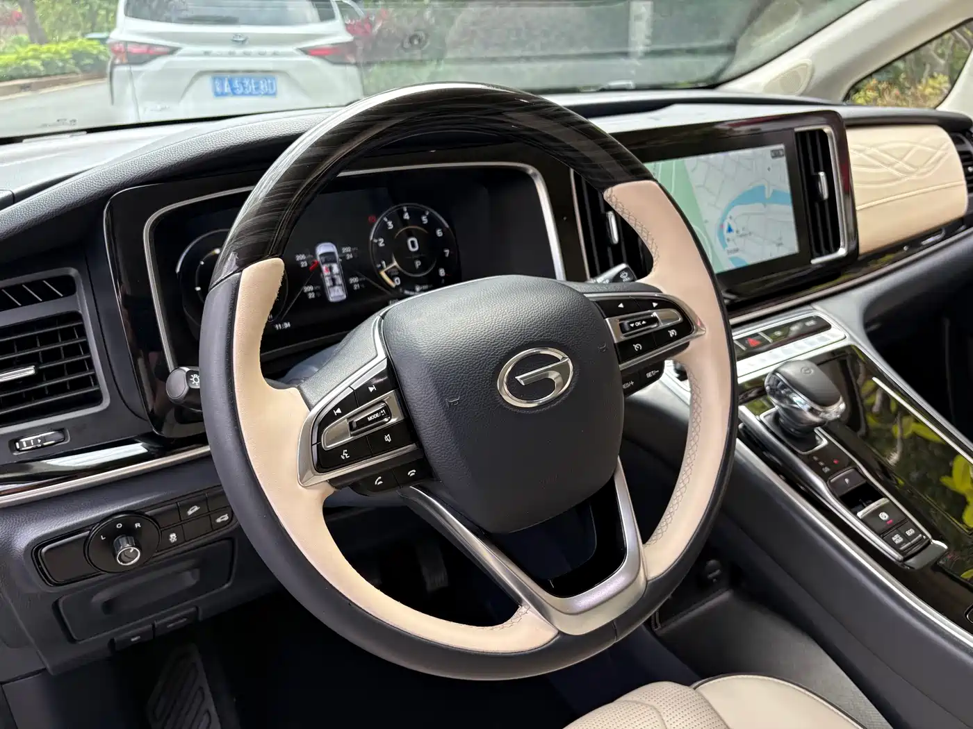 GAC Trumpchi Trumpchi M8 2021 Master Series 390T 4-Seat Glory Edition фото 15