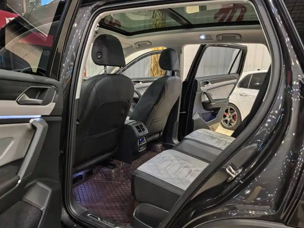 Volkswagen Tayron 2024 300TSI 2WD Luxury Plus Advanced фото 14