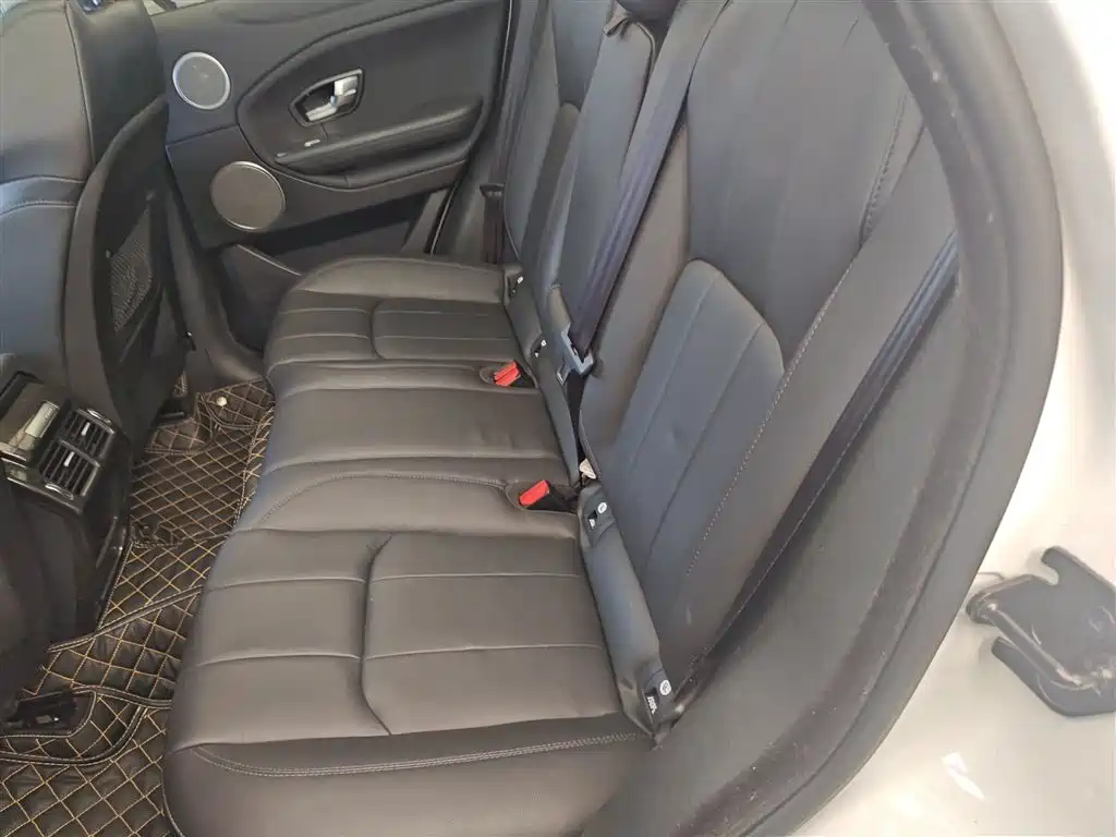 Land Rover Range Rover Evoque 2017 2.0T British Style Edition фото 17