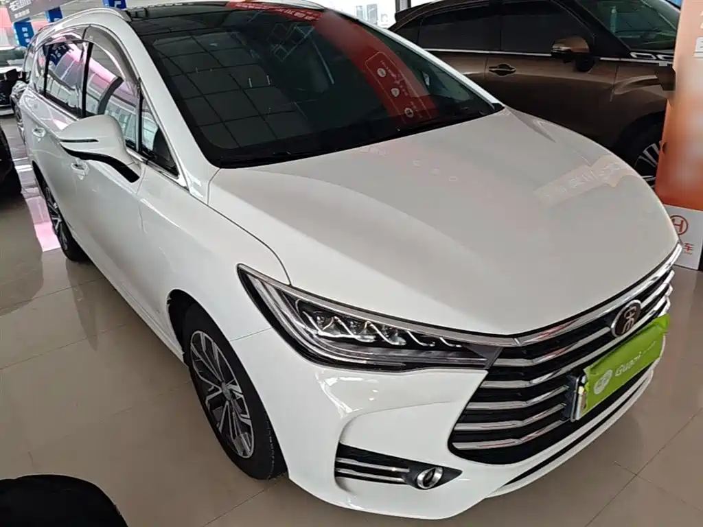 BYD Song MAX 2019 1.5T Auto Smart Connect Dynamic 7-seater China V фото 4