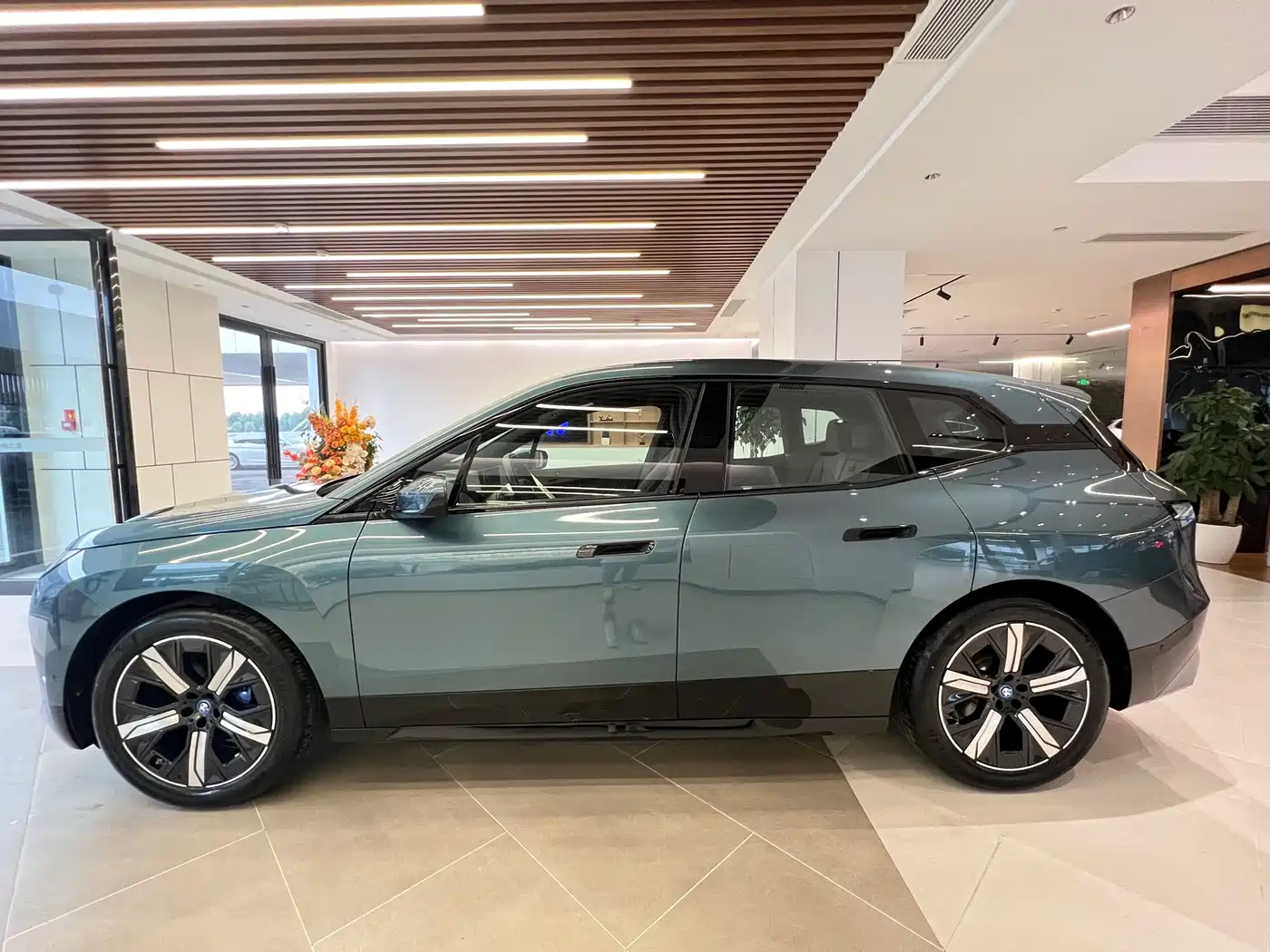 BMW iX 2025 2022 xDrive40