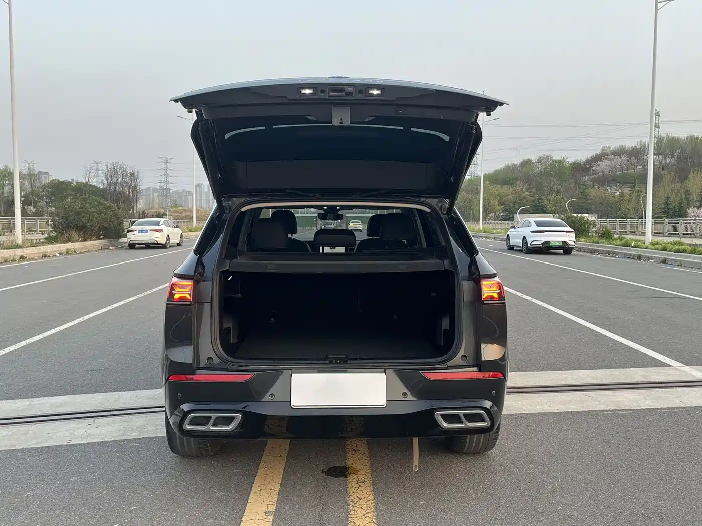Volkswagen Talagon 2024 380TSI 4WD R-Line Touring фото 13