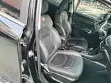 Фото 25 - JAC Refine S3