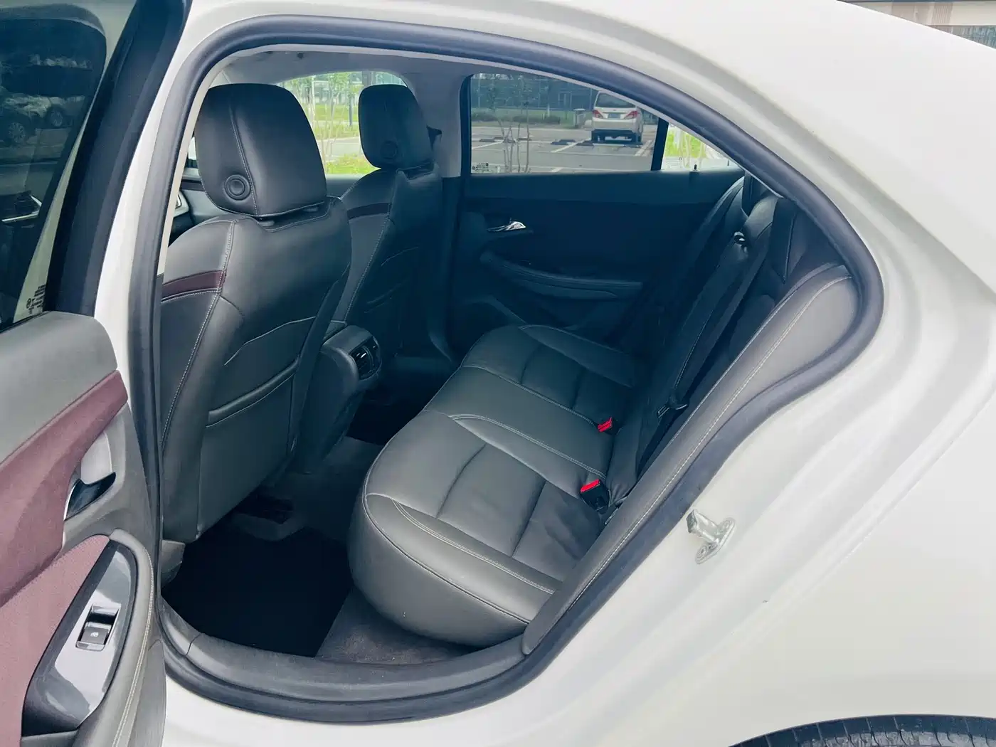 Chevrolet Malibu 2018 530T Automatic Luxury Edition фото 11