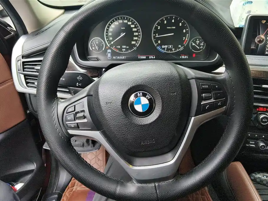 BMW X6 2015 xDrive28i фото 14
