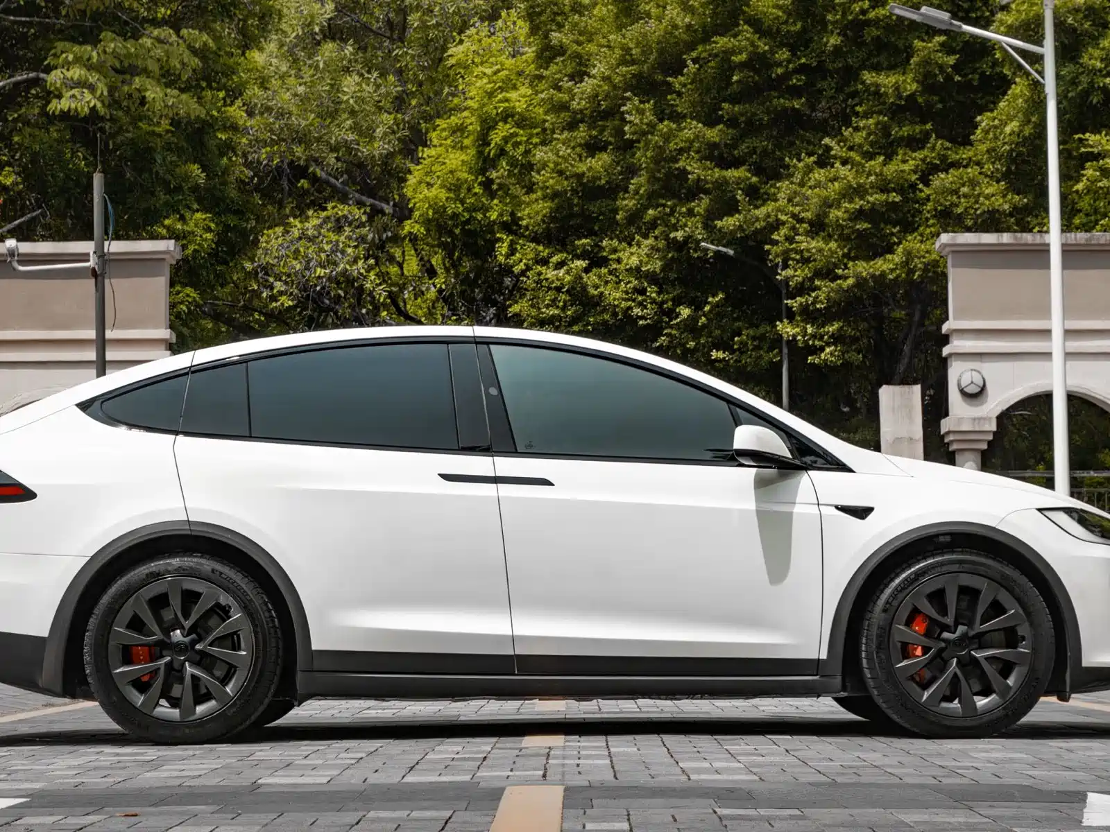 Фото 7 - Tesla Model X