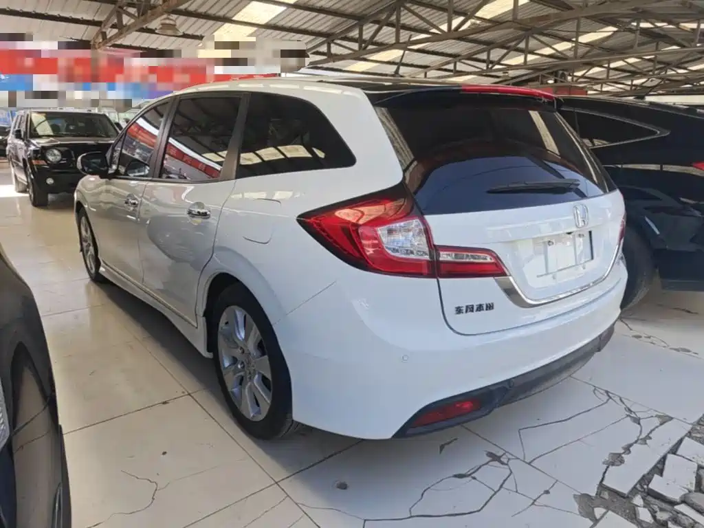 Фото 5 - Honda Jade