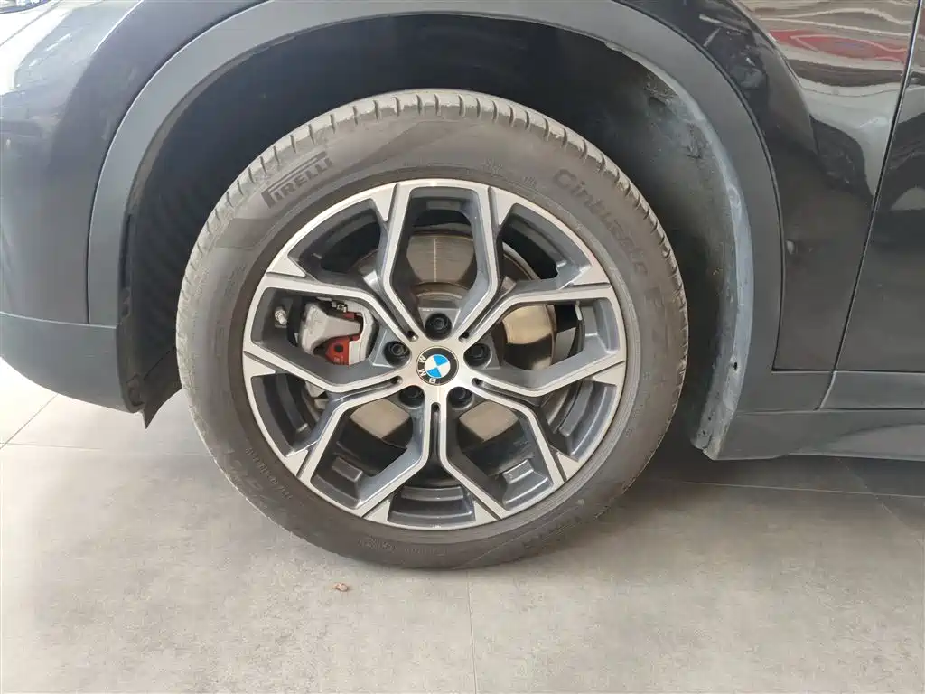 BMW X1 2022 sDrive25Li Leading фото 23