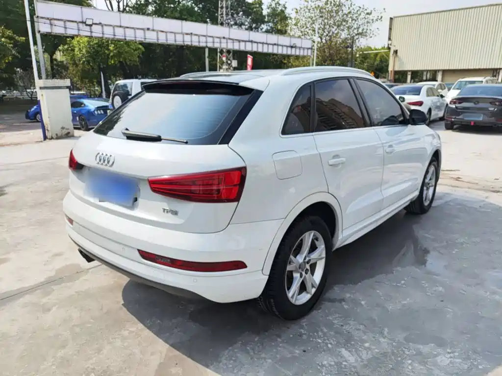 Фото 5 - Audi Q3