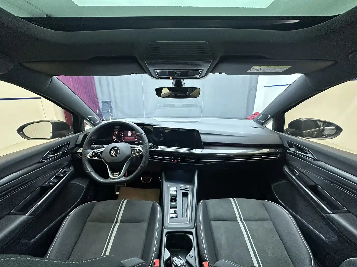 Volkswagen Golf 2021 280TSI DSG R-Line фото 11