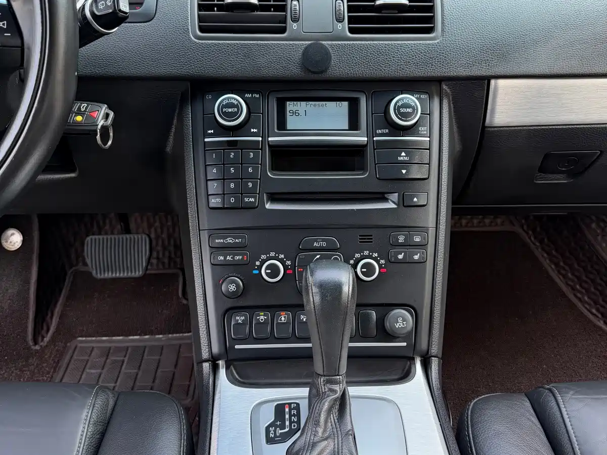 Volvo XC Classic 2016 2014 T5 Luxury Edition