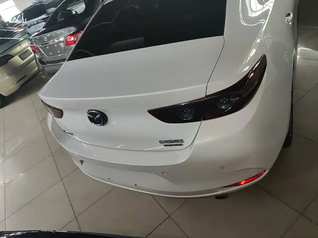 Mazda Mazda 3 2025 2023 2.0L Auto Zhixuan