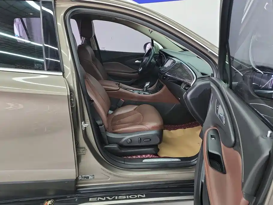 Photo 8 - Buick Envision Plus