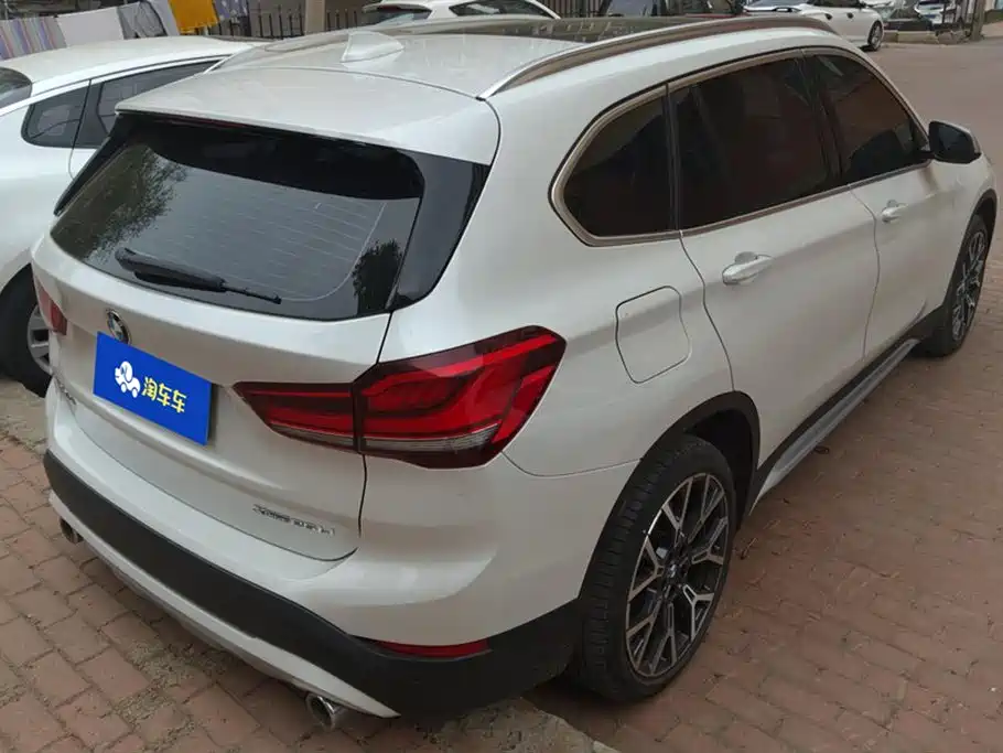 BMW X1 2021 xDrive25Li Exclusive фото 3